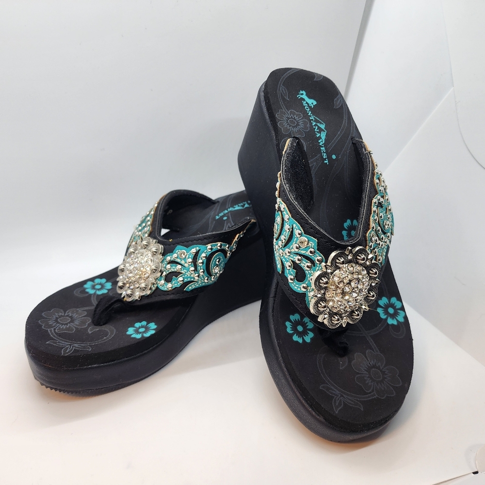 Elegant Black and Turquoise Women's Sandals